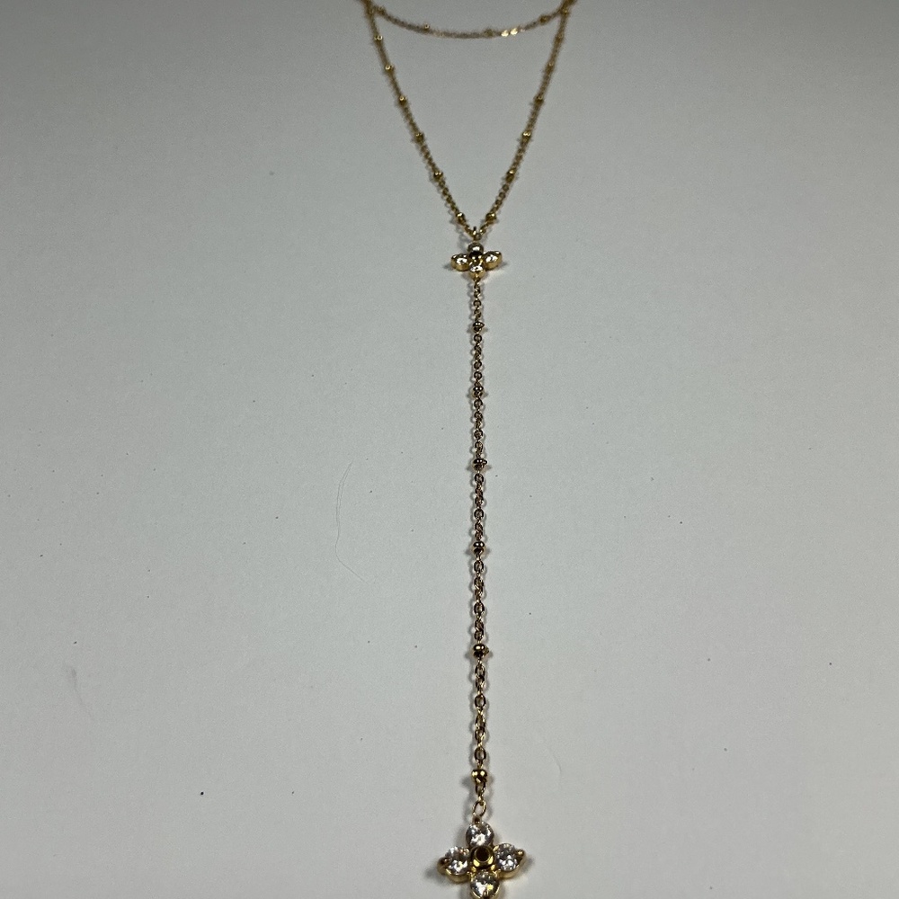 Dainty Delicate LayereClover Collarbone Lariat Style Hypoallergenic Necklace - Picture 6 of 13